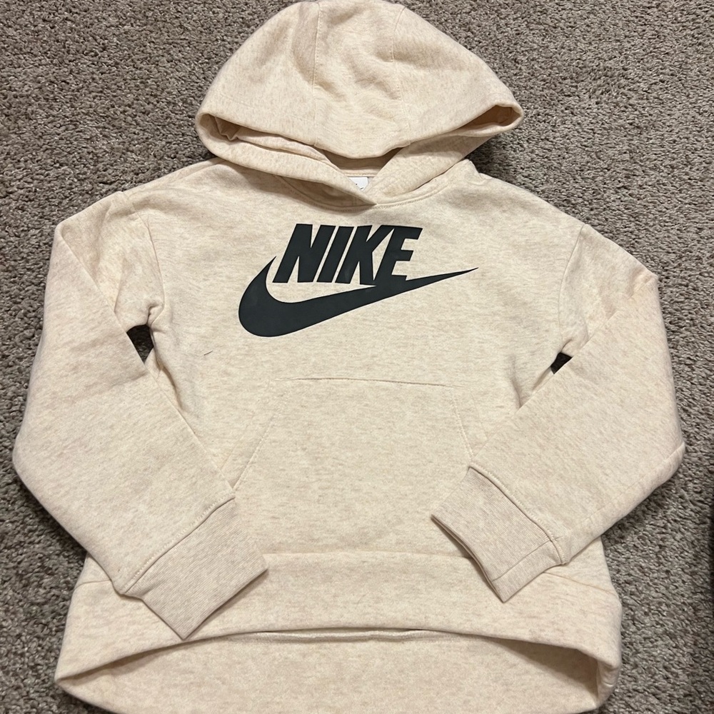 Nike hoodie Girl size 4-5